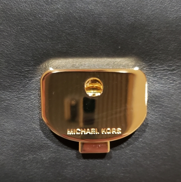 NWT Michael Kors Ava Medium satchel - Picture 8 of 8